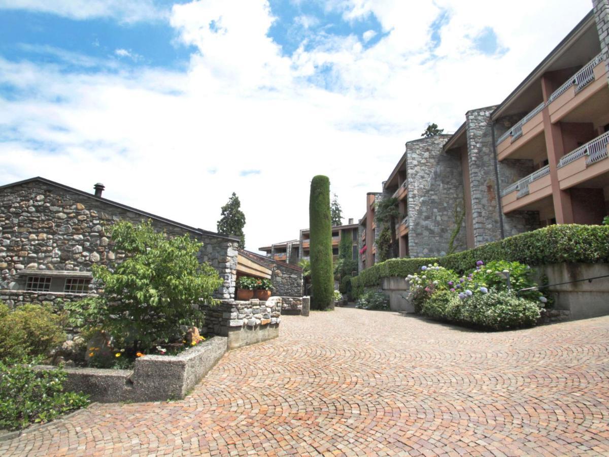 Apartment Hermitage-5 By Interhome Porto Valtravaglia Bagian luar foto