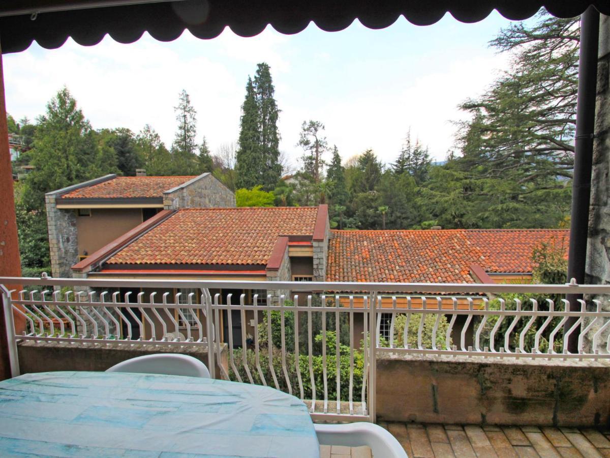 Apartment Hermitage-5 By Interhome Porto Valtravaglia Bagian luar foto