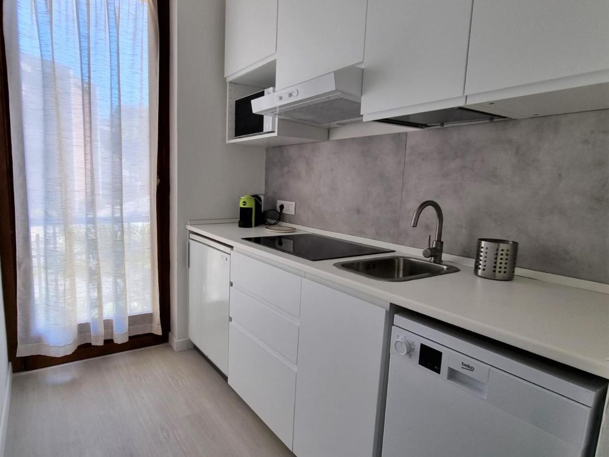 Apartment Hermitage-5 By Interhome Porto Valtravaglia Bagian luar foto