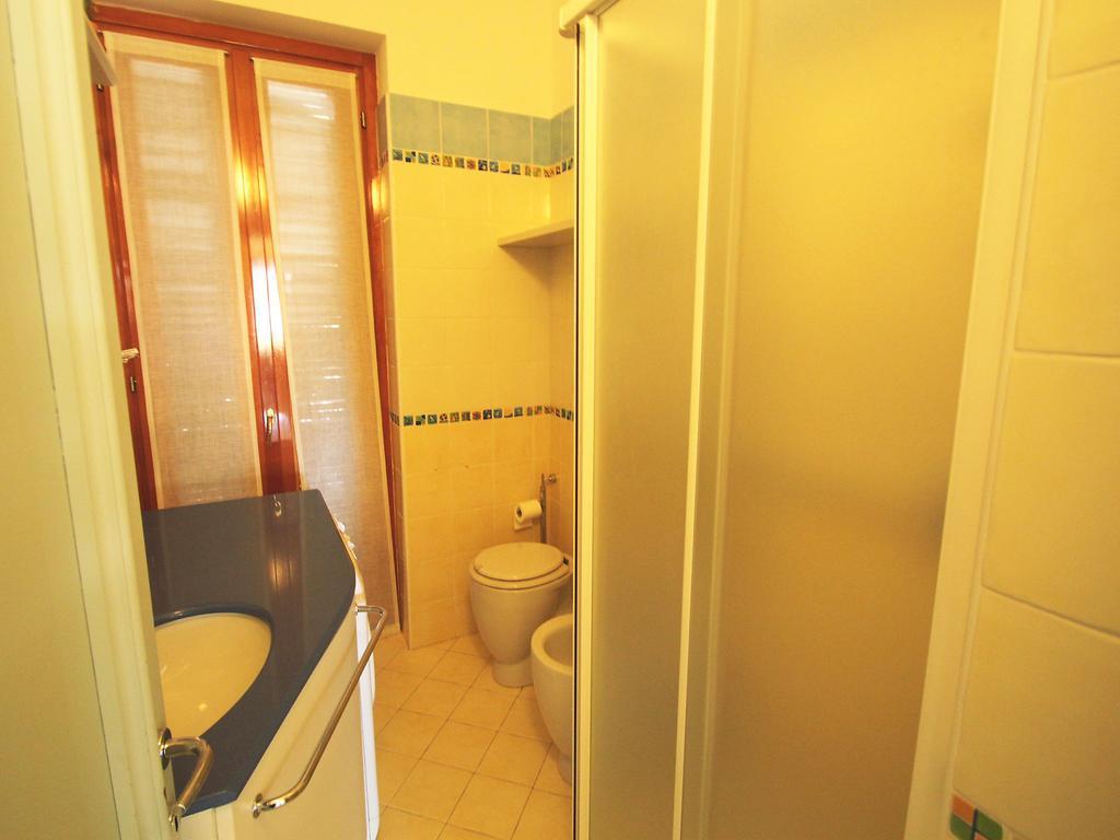 Apartment Hermitage-5 By Interhome Porto Valtravaglia Ruang foto