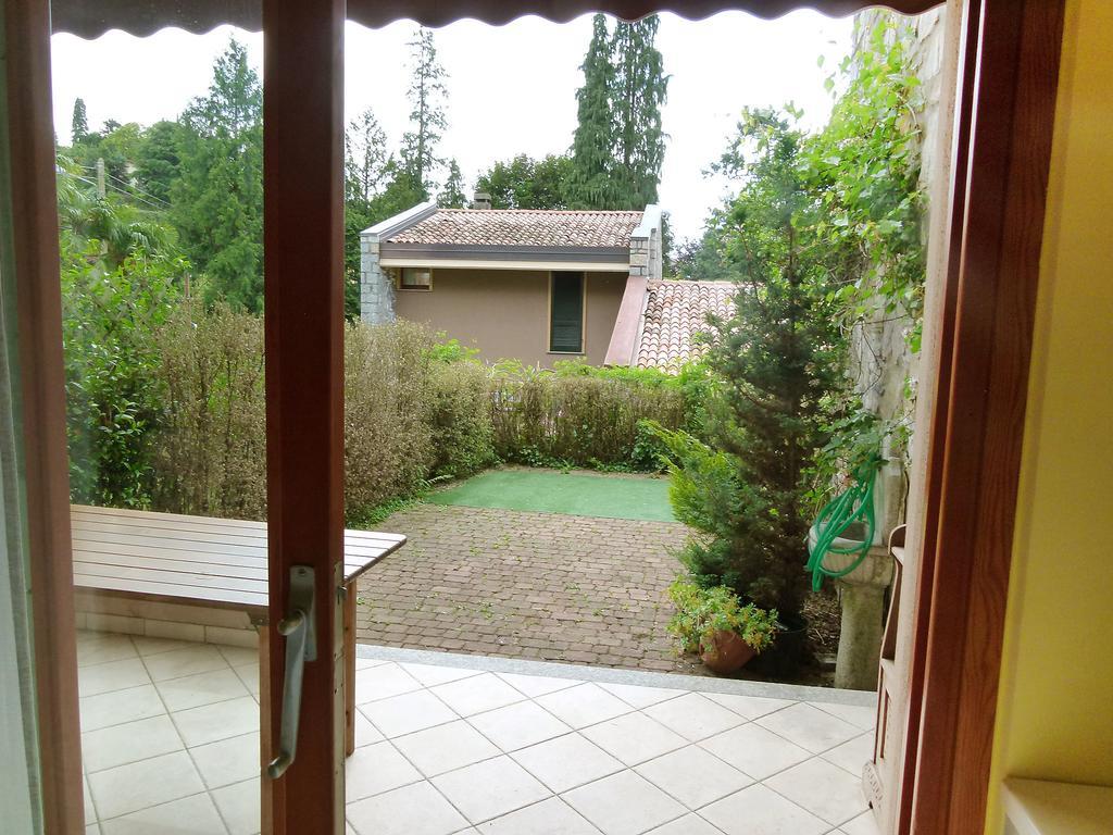 Apartment Hermitage-5 By Interhome Porto Valtravaglia Ruang foto